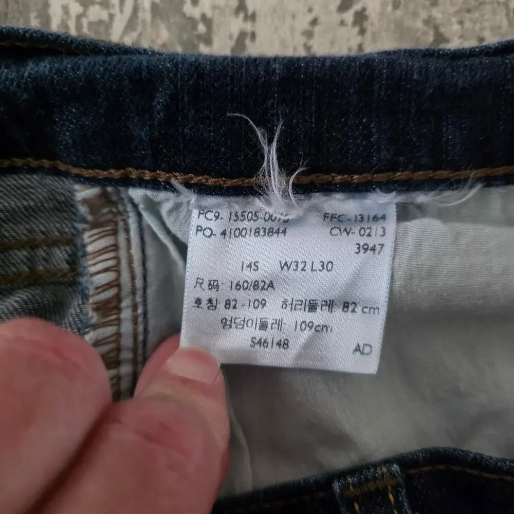 Levi's 505 Straight Leg Blue Jeans Women's Size 14S (32x30)